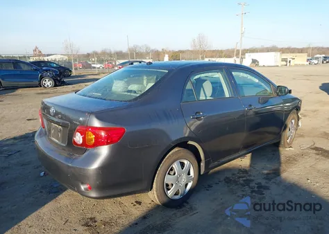 2010 Toyota Corolla Le z USA, uszkodzony, nr VIN JTDBU4EE2A9095909